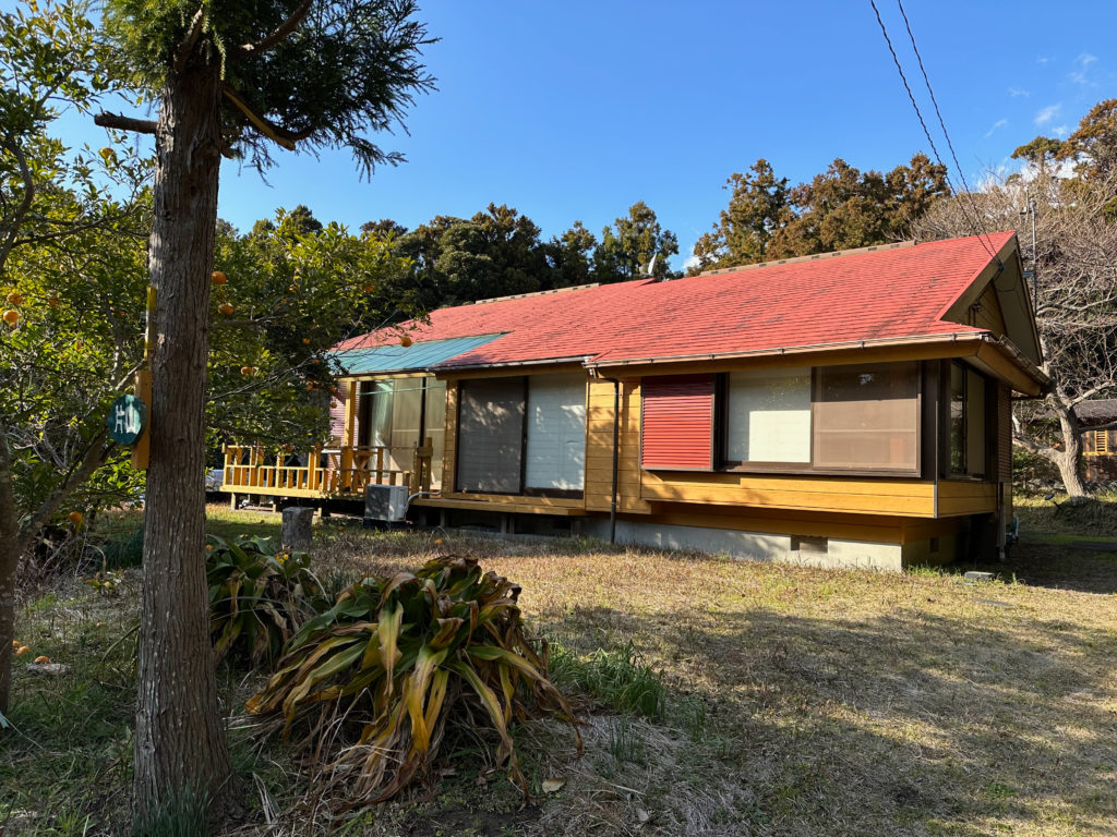 森の中の一軒家